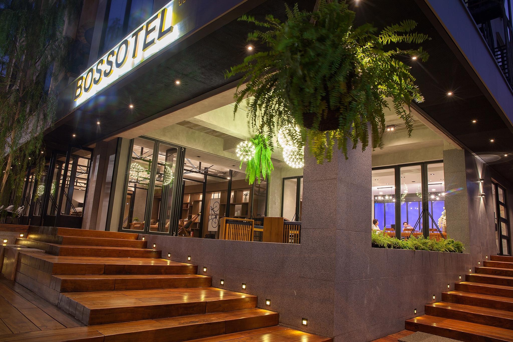 Bossotel Chiang Mai Exterior photo