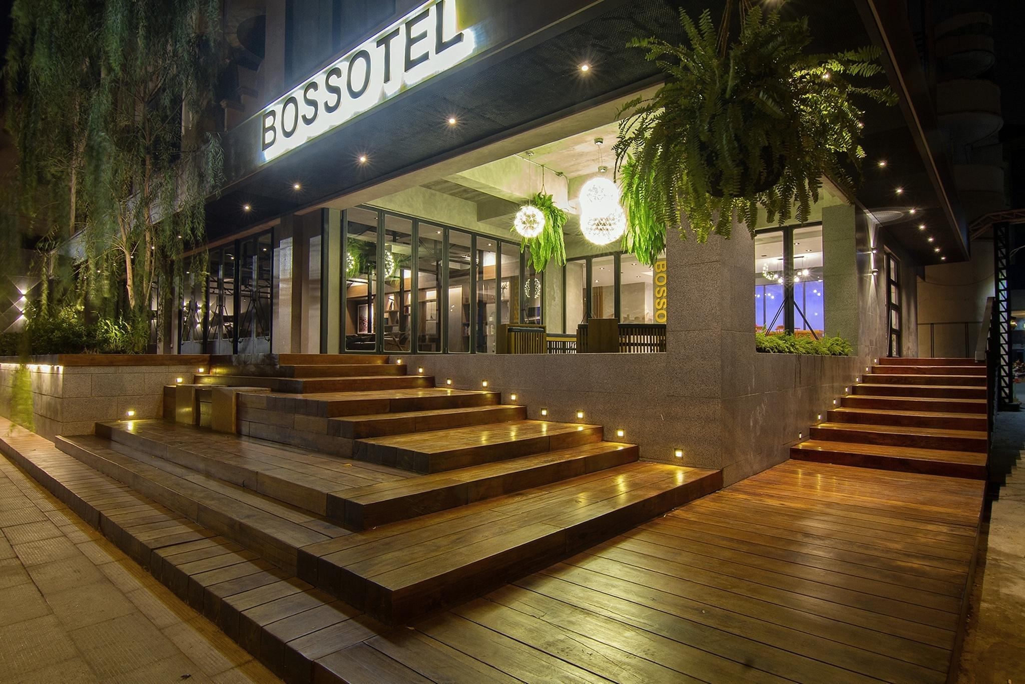 Bossotel Chiang Mai Exterior photo