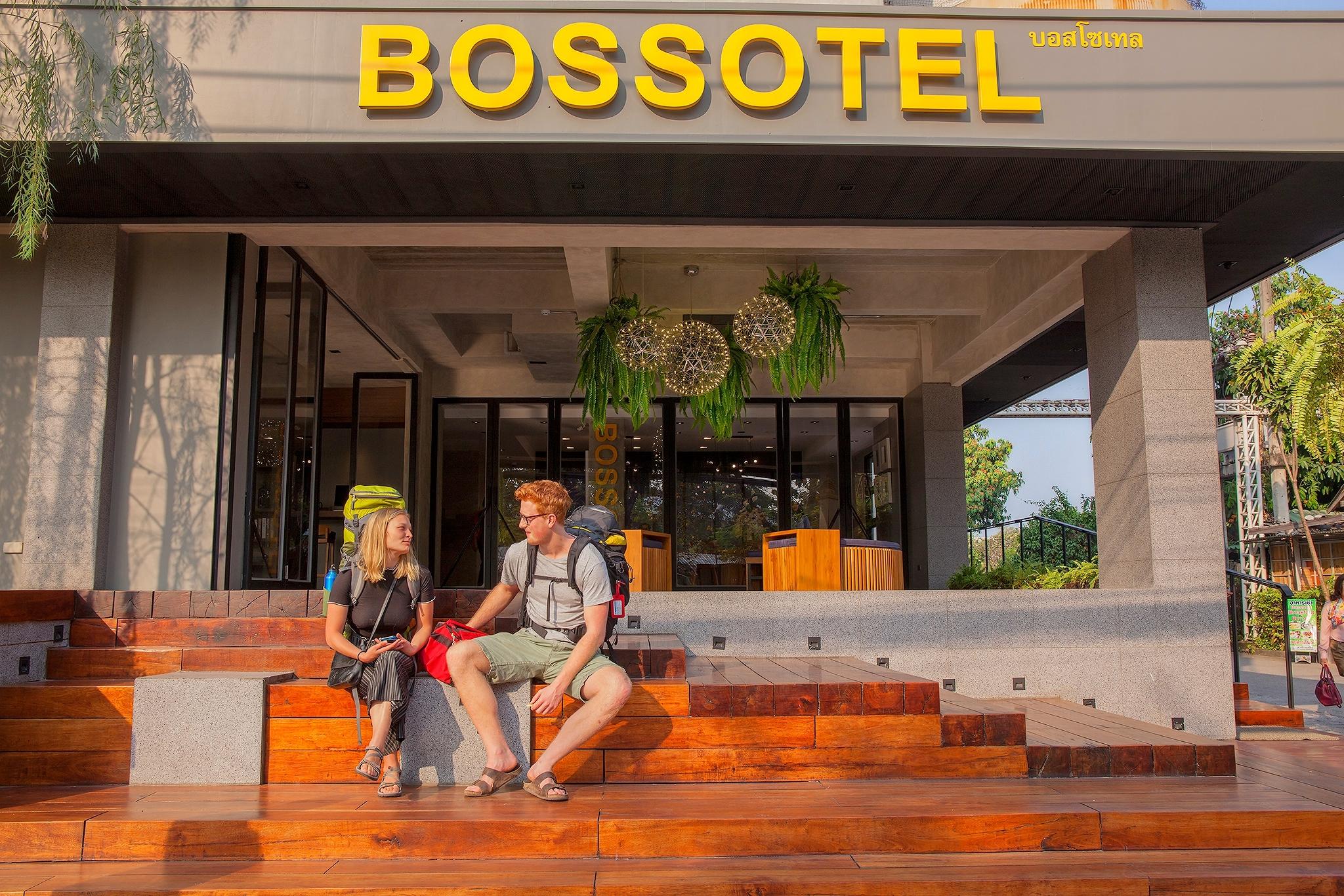 Bossotel Chiang Mai Exterior photo