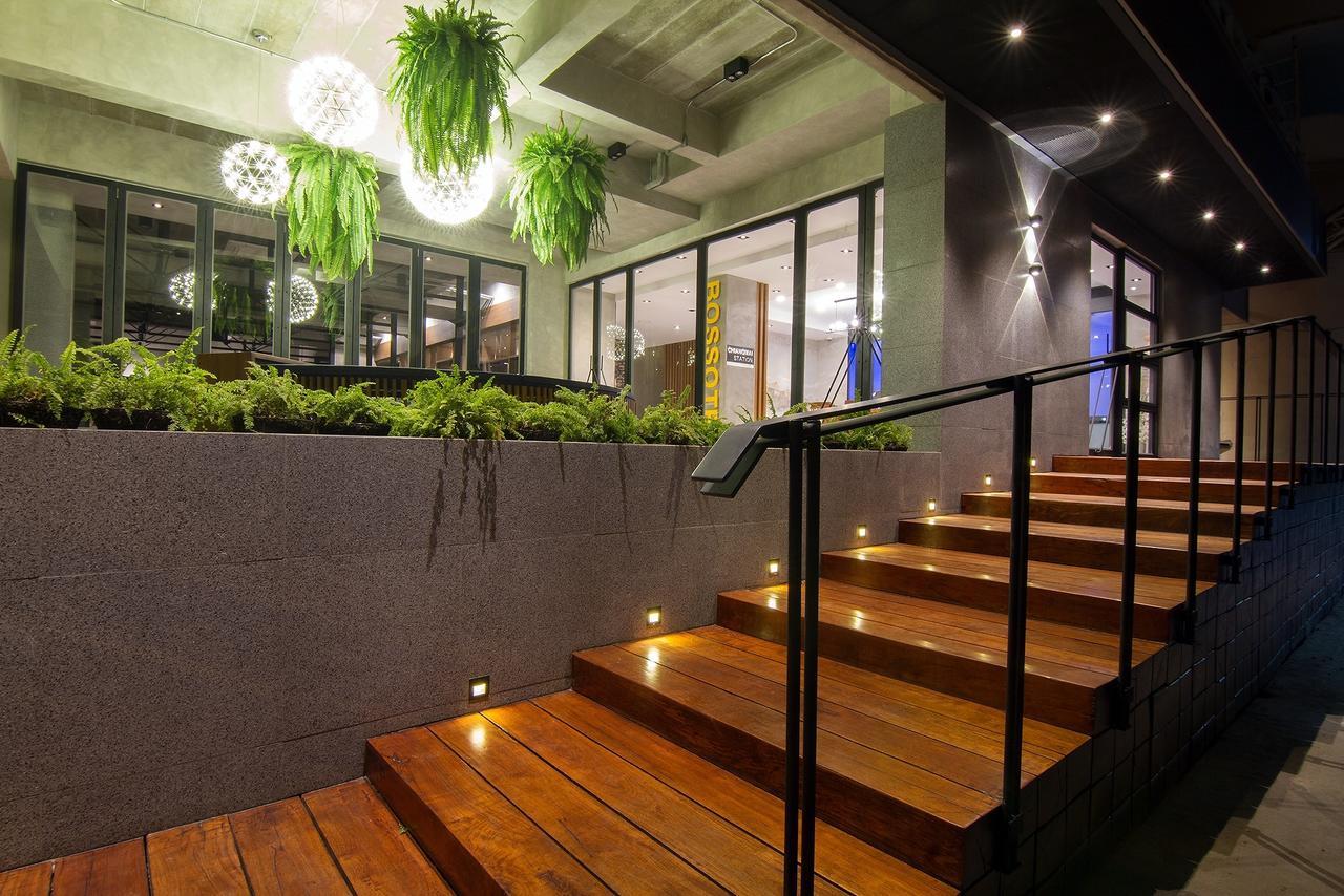 Bossotel Chiang Mai Exterior photo